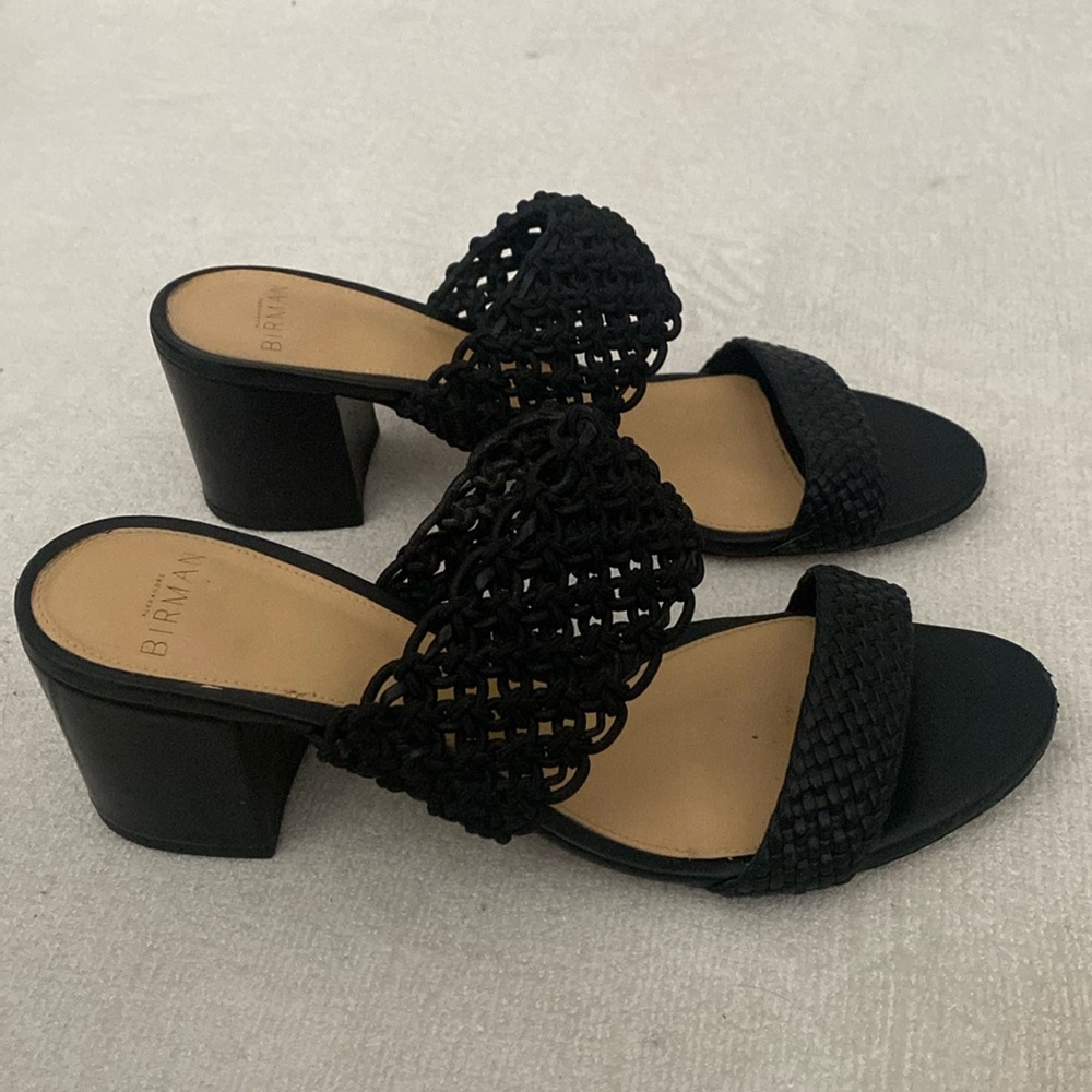 Alexandre Birman “Lanny” crochet mule in black